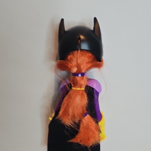 Mattel DC Superhero Girl Doll - Batgirl - Picture 4 of 5